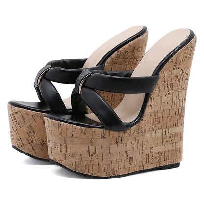 The Iris Party Wedge
