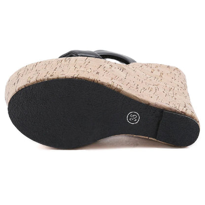 The Iris Party Wedge